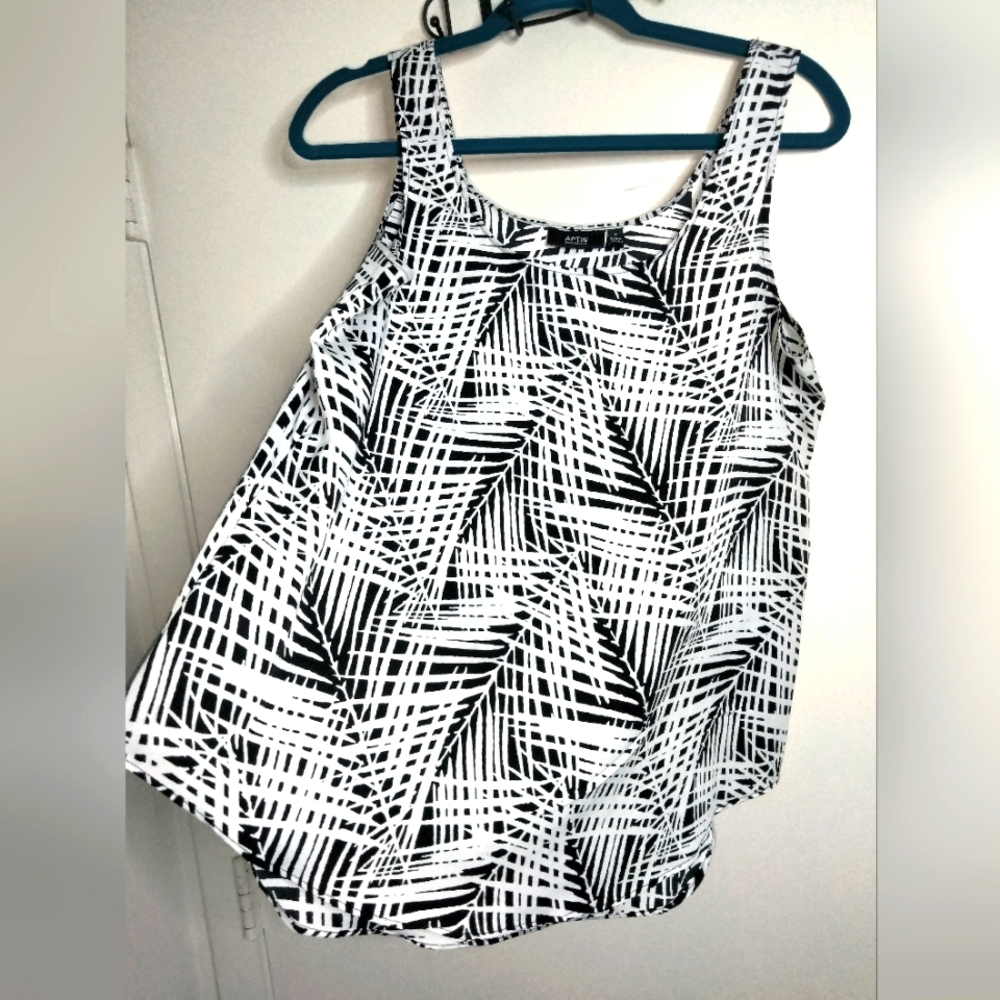 Apt. 9 (Size S) Black & White Print Sleeveless Casual/Dressy Tank Blouse